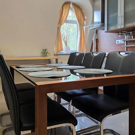 Quattroporte 아파트 부다페스트